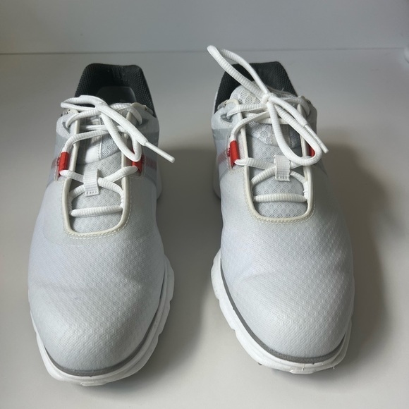The Pro SL Sport Spikeless Men’s Golf Shoe. Size 9. Excellent Condition. main image 5